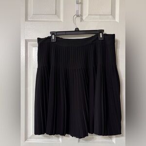 LOFT Women’s XL Black A-Line Pleated Skirt